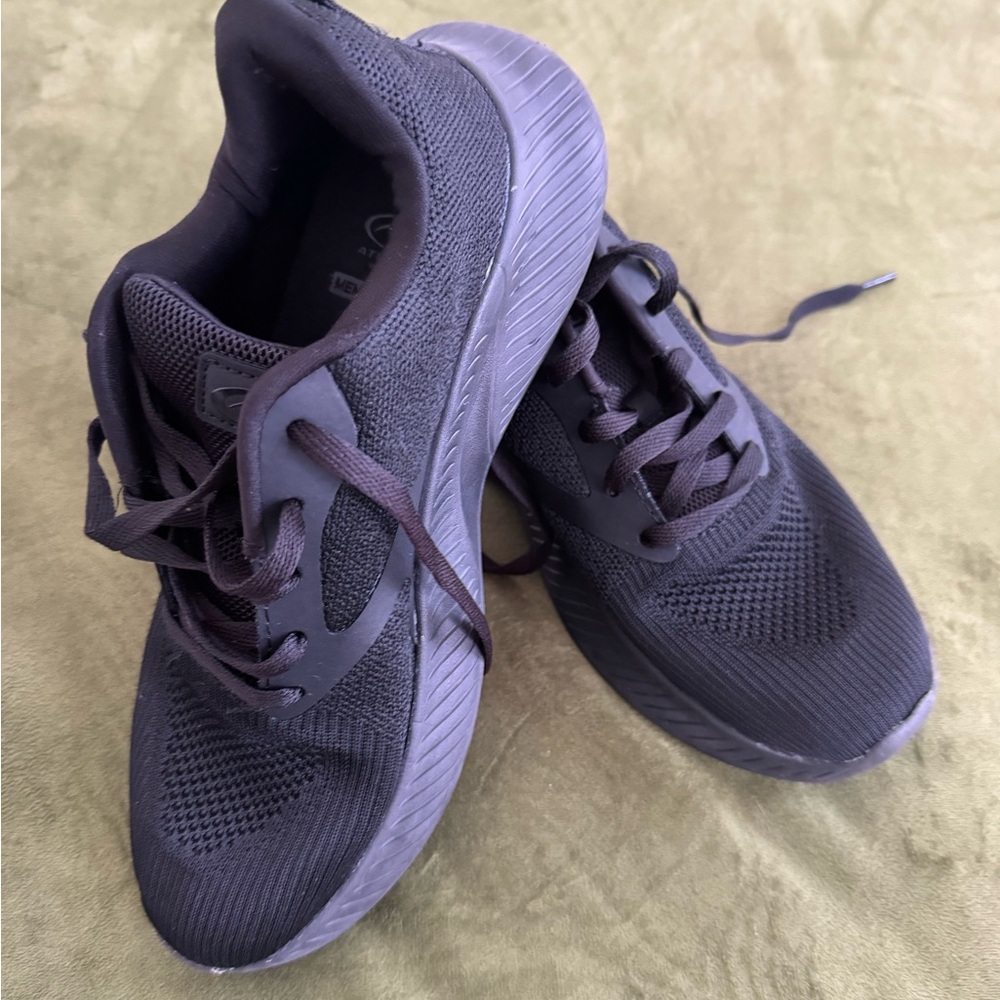 Athletic Works Black Athletic Shoes with Breathable Mesh 8W